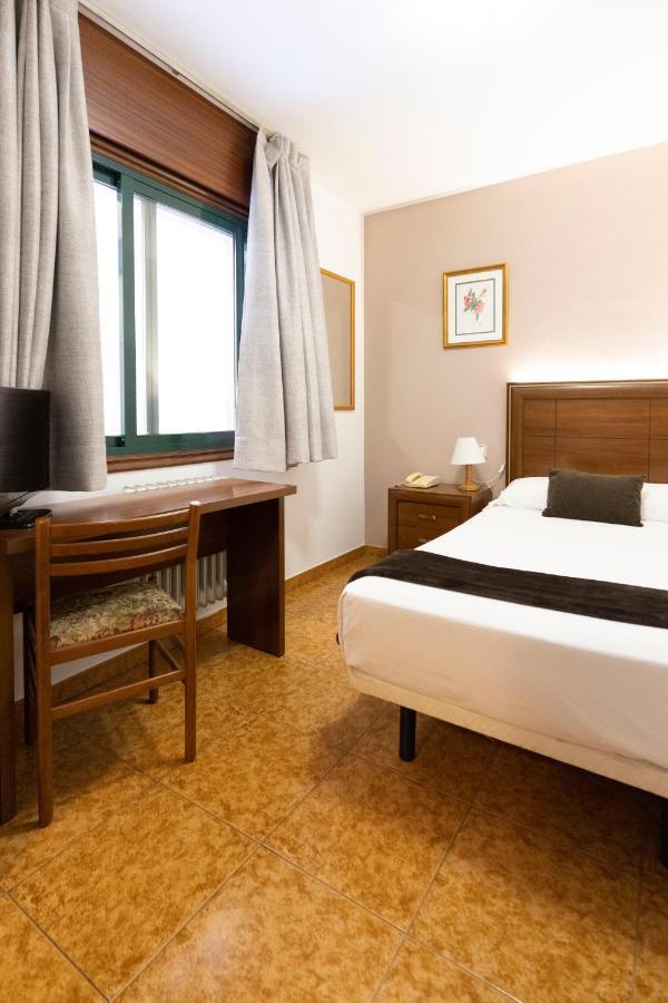 Hotel Madrid Pontevedra Exterior foto